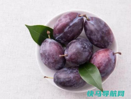 西梅什么颜色最甜最好吃？吃西梅有什么好处